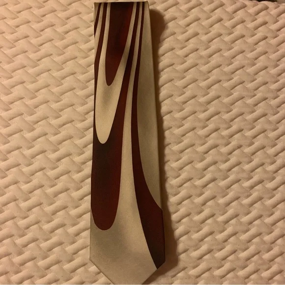 Steven Land Collection in Burgundy & Cream Swirls Men’s Necktie & Handkerchief
